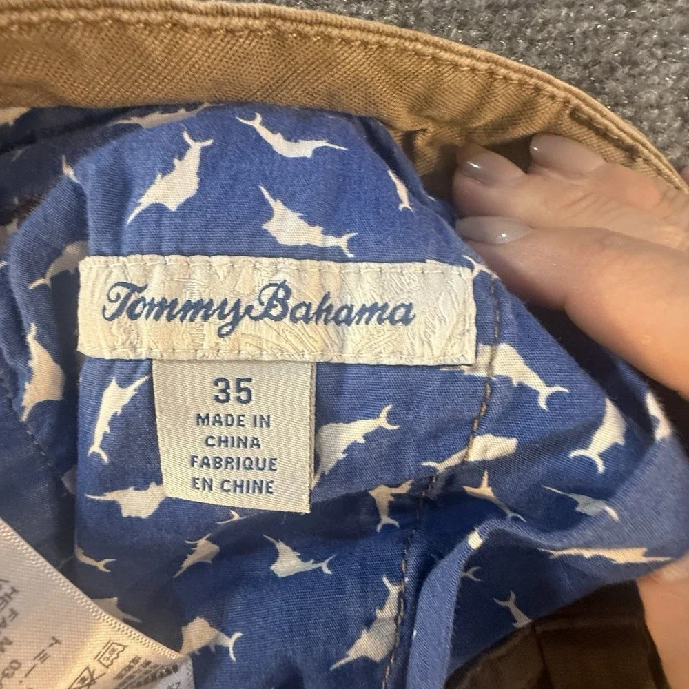 Tommy Bahama Cargo Shorts Mens 35 Khaki Tan Stretch Tencel Cotton Casual - Picture 3 of 14